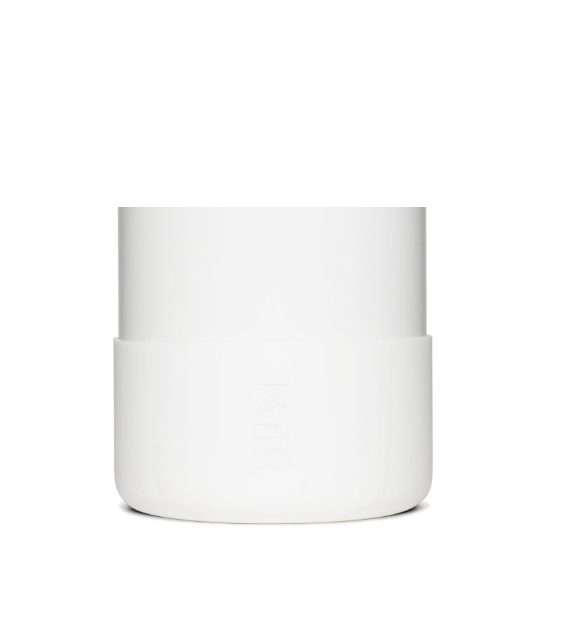 silicone-boot-m4 Silicone_Boot_32oz_42oz_White_Studio_0821_On_Bottle_7c7df284-5bee-4f24-a031-14b02db7328f__SLB1PN34001.jpg