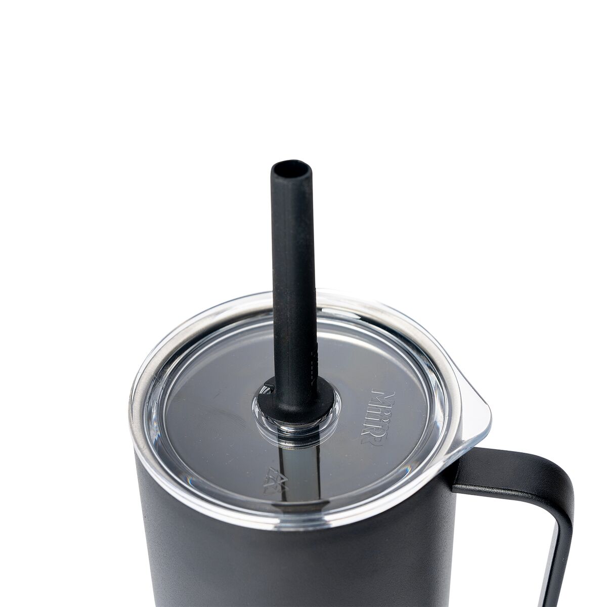 all-day-straw-cup-c4 WebPDP-32oz_All_Day_Straw_Cup_Black_Studio_0713__ADSC1SV32002_Lid.jpg