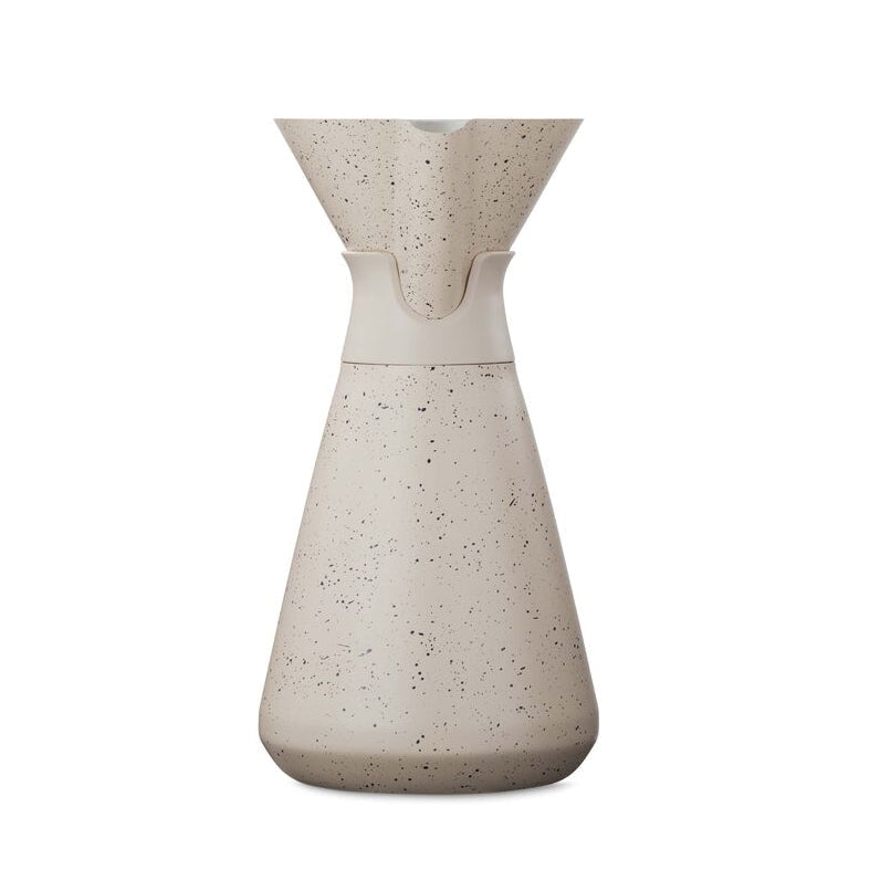 new-standard-carafe-y2 WebPDP-33oz_New_Standard_Carafe_Desert_Tan_Speckle_Studio__CAR1SVOS224_270.jpg
