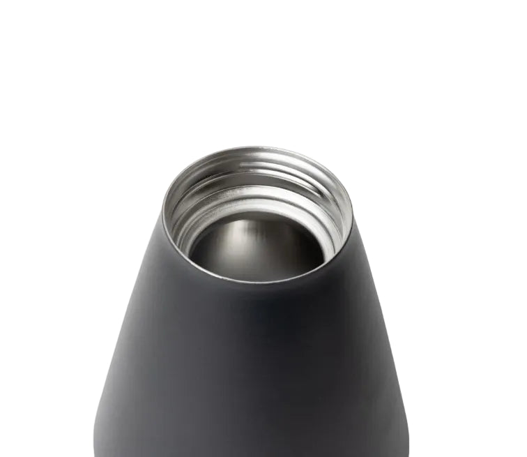 new-standard-carafe-y2 WebPDP-Carafe_Black_Studio_0722_45_Deg_Top_Off__CAR1SVOS002.jpg
