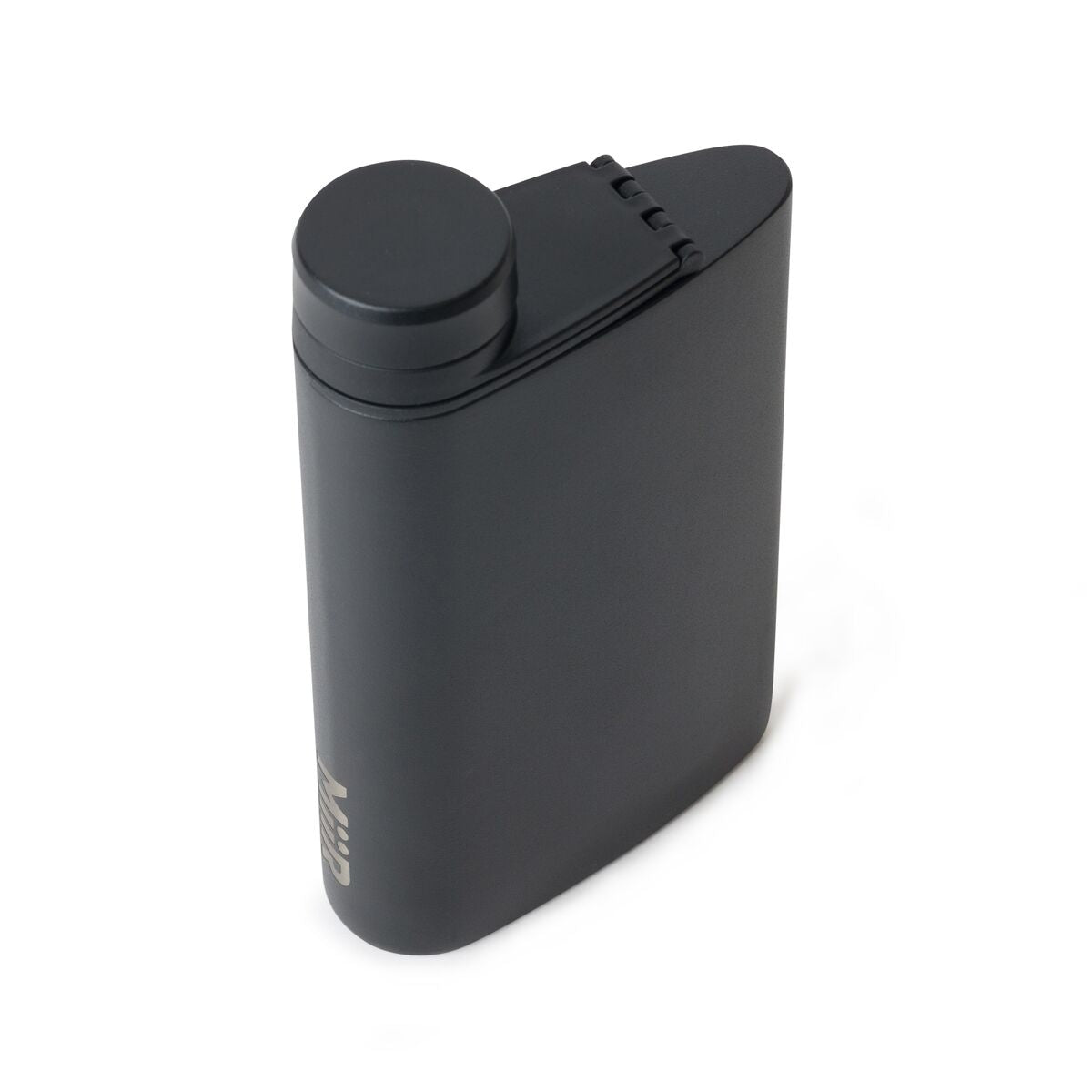 aero-flask-s8 WebPDP-Flask_Black_Studio_1022_45Deg_Closed__FLK1SSOS002.jpg