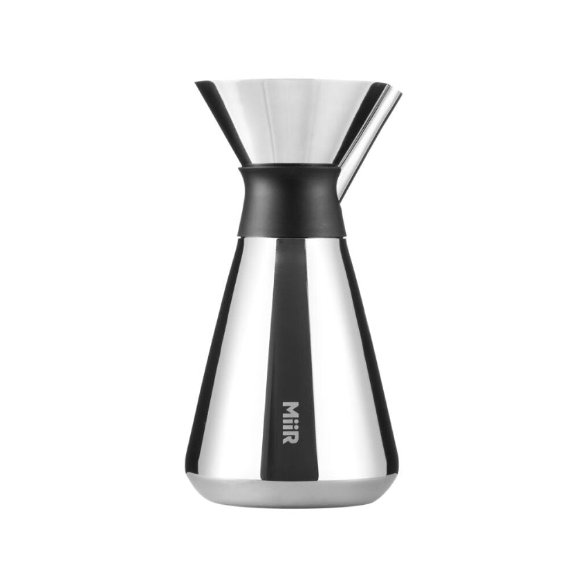 new-standard-carafe-y2 Web_PDP-Polished_Stainless_Carafe_33oz_SS_Studio_X2_07182024_Front_CAR1SVOS005_1_2.jpg
